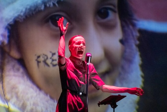 Fira B! On the dificult of telling the truth